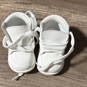 Chic White Baby Walker Shoes